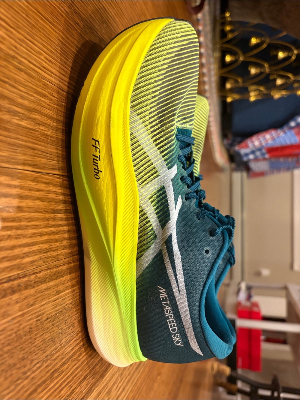 ASICS Metaspeed Sky+ Women’s Running Shoes Size 9.5 Green/Yellow